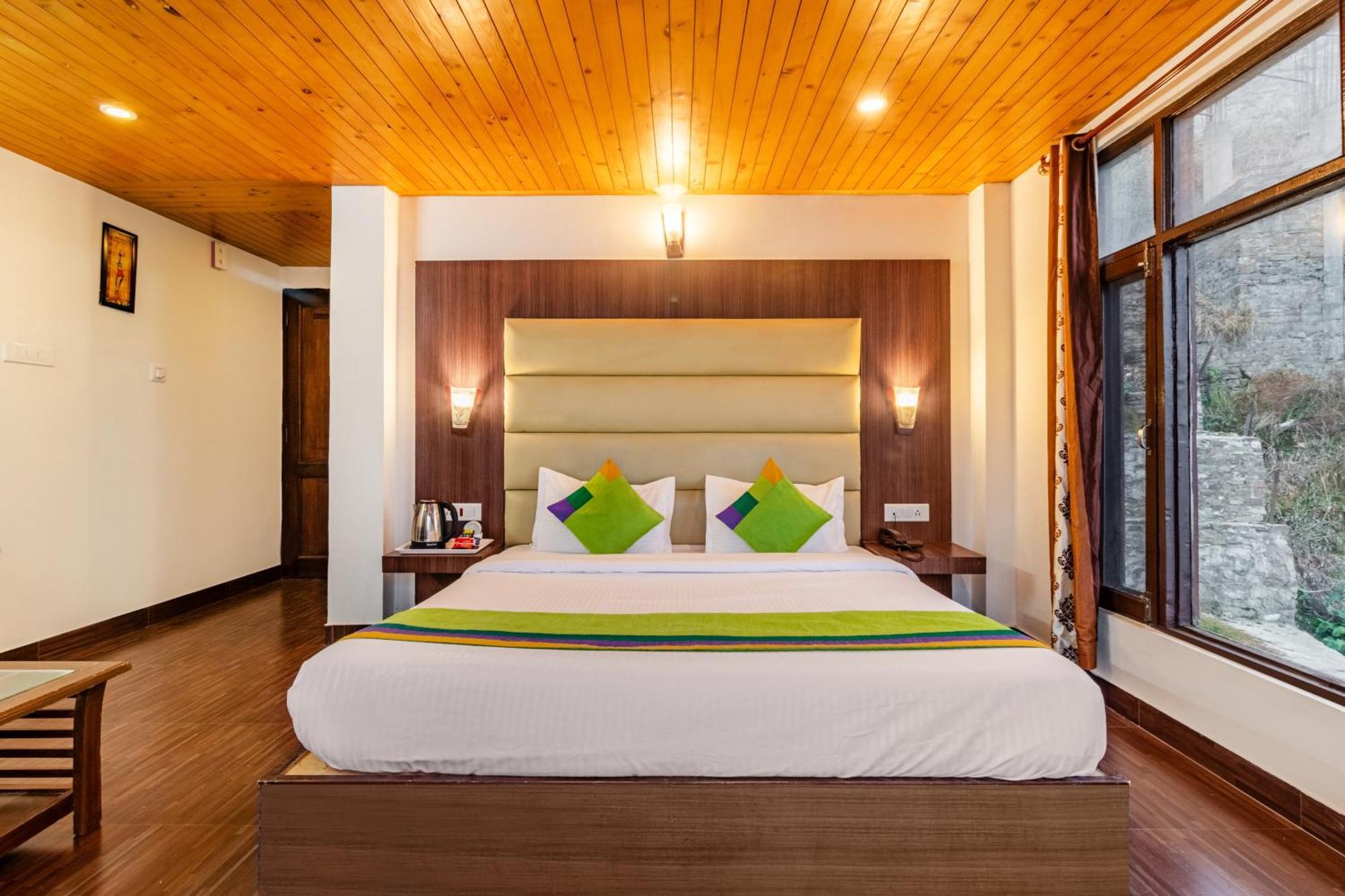 Treebo Snow View Resort Kufri With Mountain View Shimla Buitenkant foto